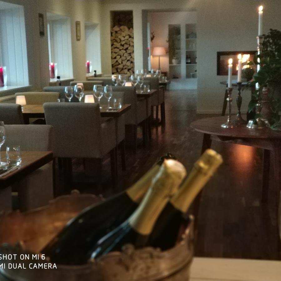 Ilse Made - Hotellet Ved Kilden Pillemark ภายนอก รูปภาพ